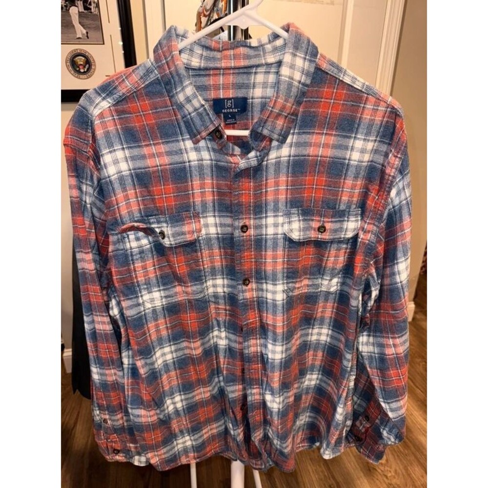 Men’s flannel shirt